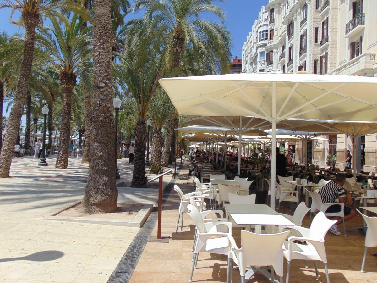Apartamentos Playa Postiguet Alicante Exterior foto