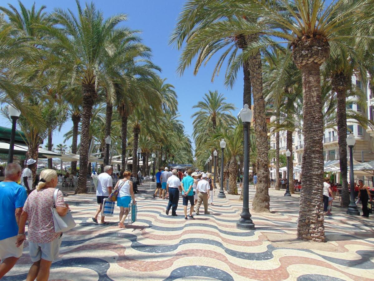 Apartamentos Playa Postiguet Alicante Exterior foto