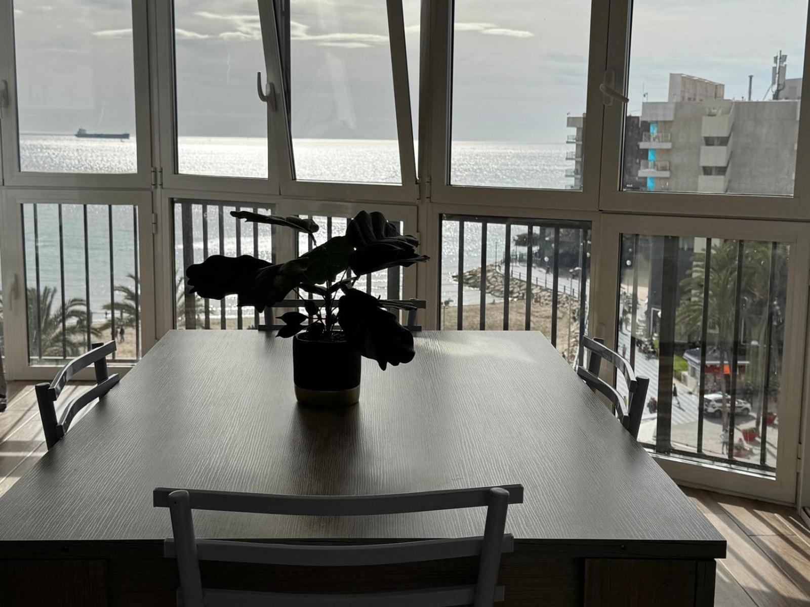 Apartamentos Playa Postiguet Alicante Exterior foto